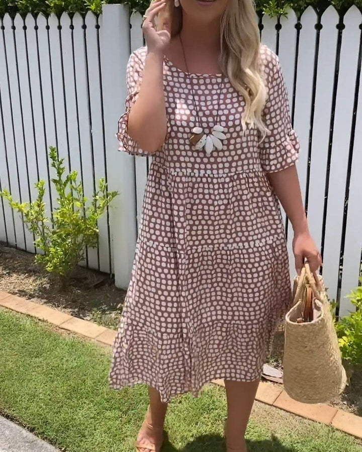 Emilia | Kurzärmeliges Kleid mit Tupfenmuster