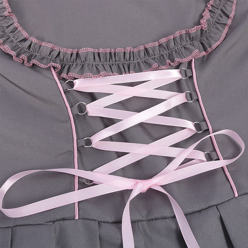 Emily | Einzigartige Tracht für Damen mit Schürze und Bluse