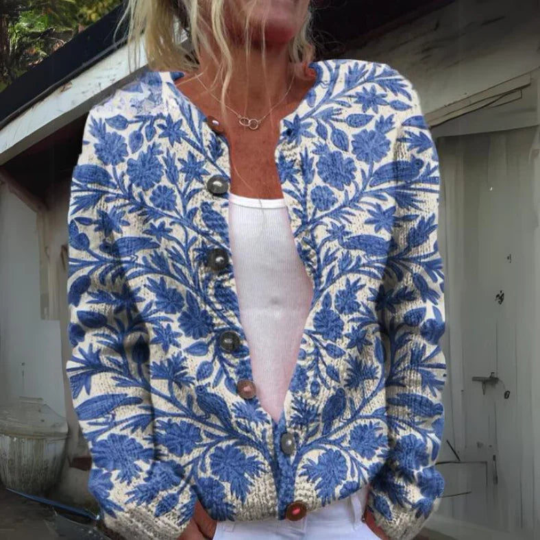 Birte | Strickjacke mit Blumenmuster