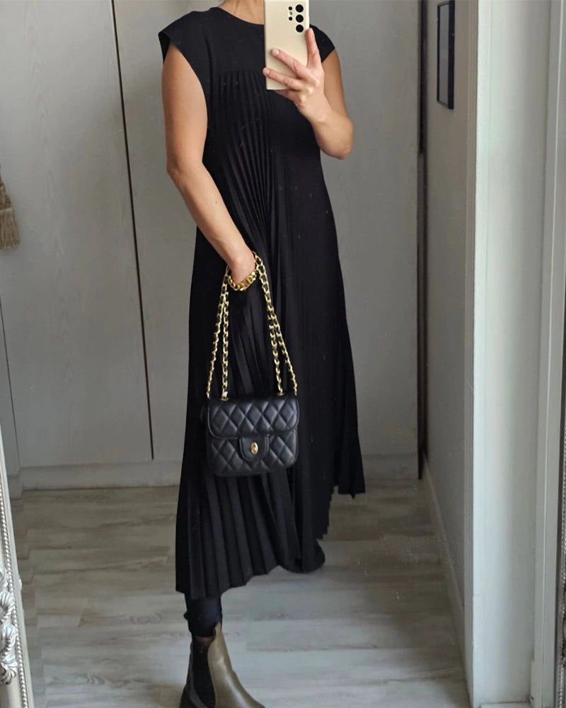 Romy | Elegantes Kleid mit Rundhalsausschnitt