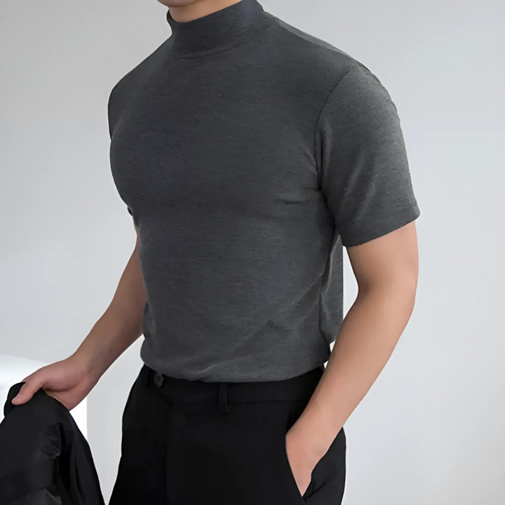 Armando | Minimalistisches T-Shirt mit Stehkragen