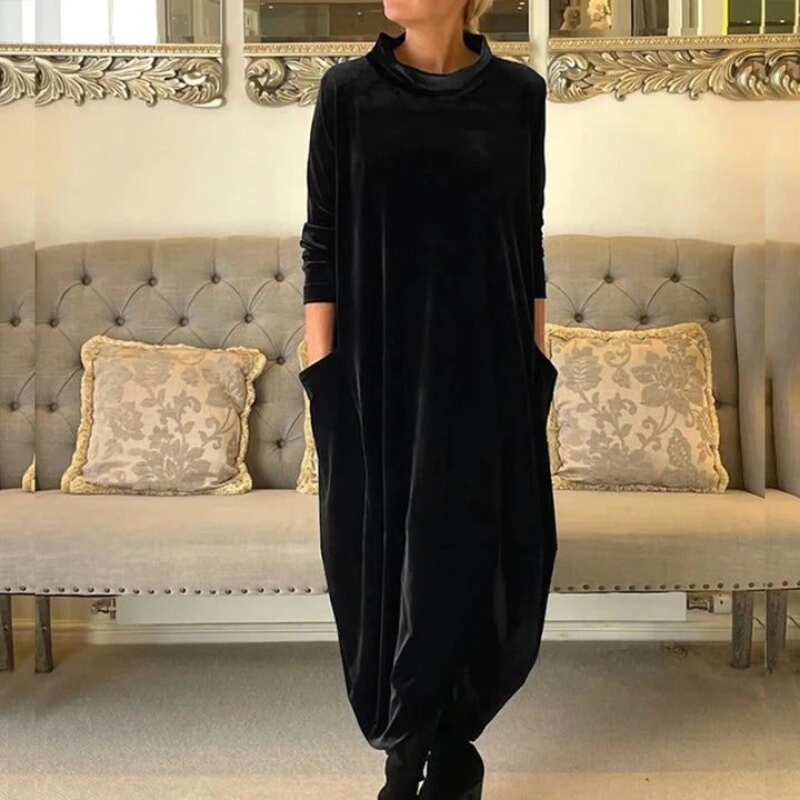 Charm | Samtkleid mit Taschen und Kragen