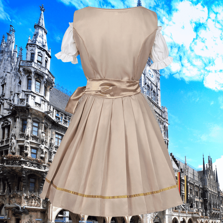Mila | Einzigartige Tracht für Damen mit Schürze und Bluse