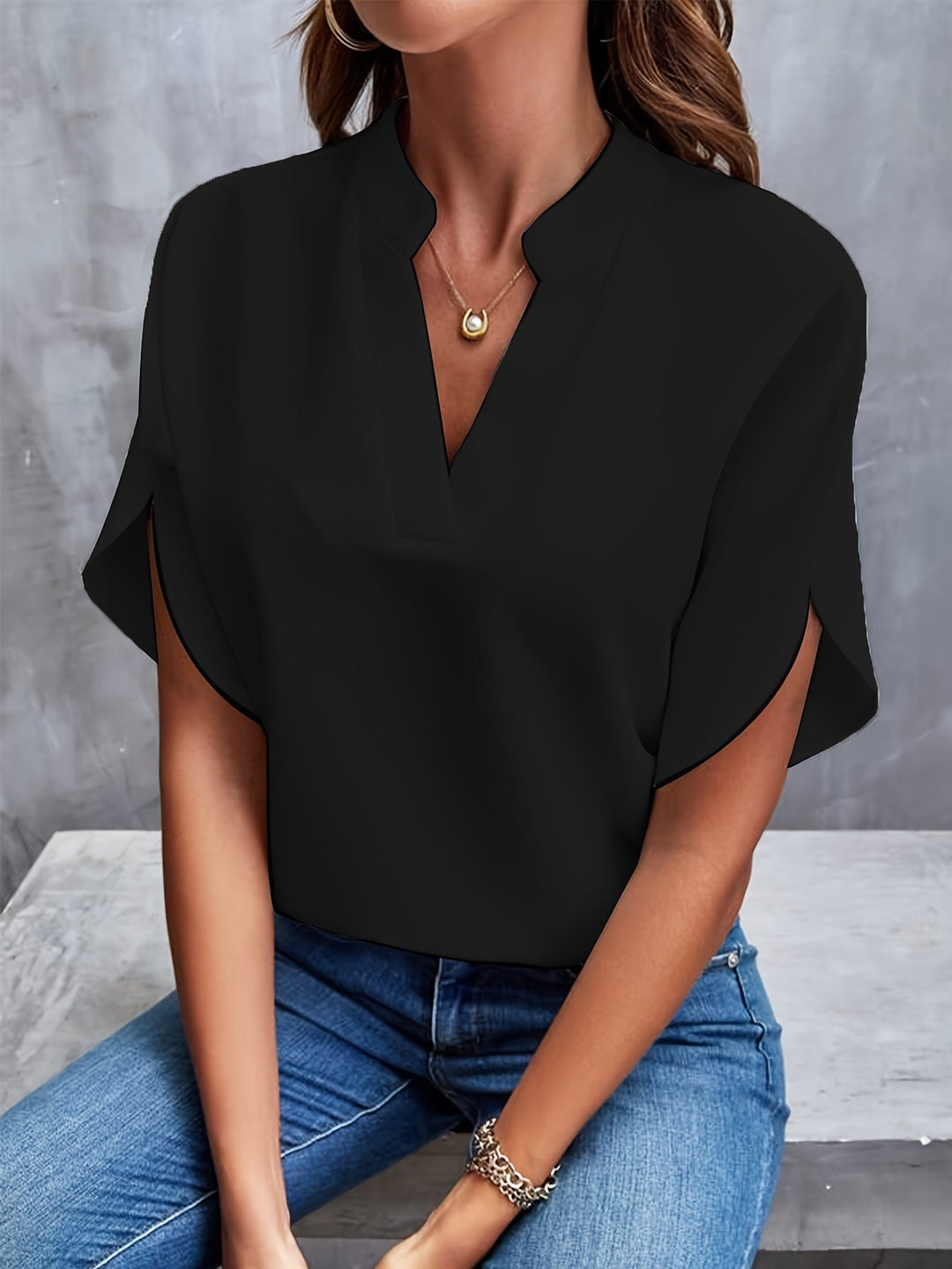 Nancy | Leichte elegante Bluse mit V-Ausschnitt