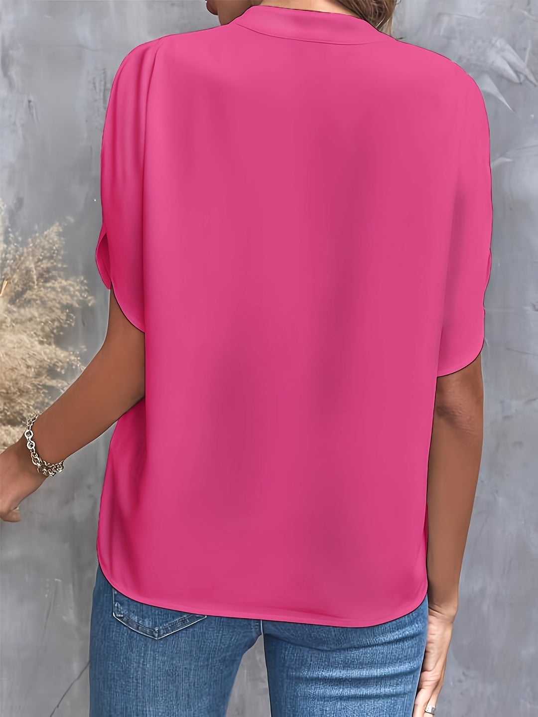 Nancy | Leichte elegante Bluse mit V-Ausschnitt