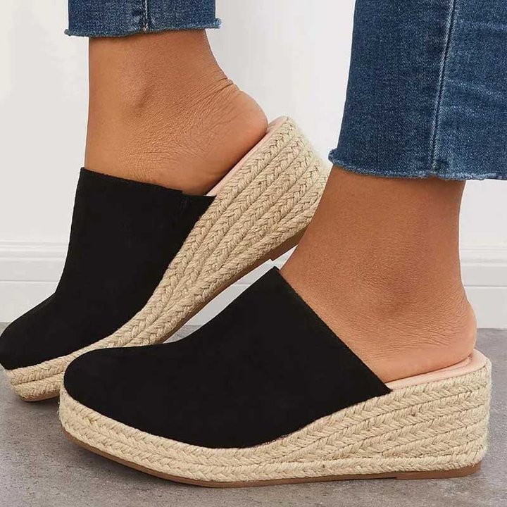 Clara | Raffinierte Keilsandalen