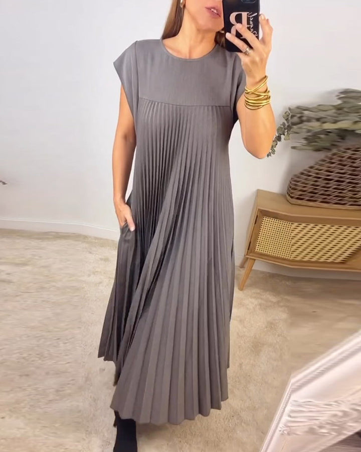 Romy | Elegantes Kleid mit Rundhalsausschnitt