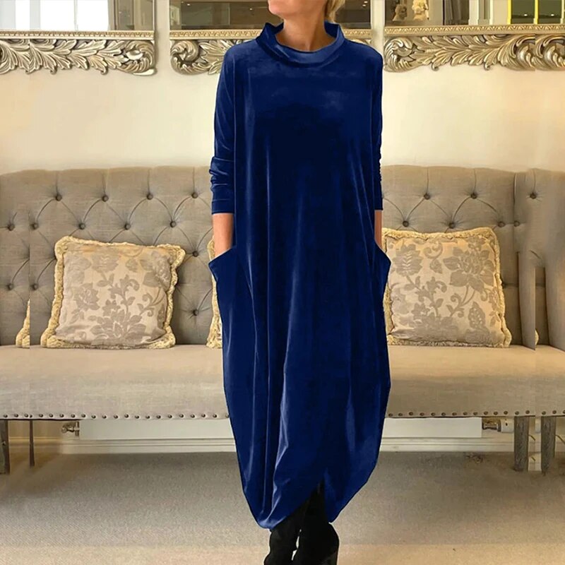 Charm | Samtkleid mit Taschen und Kragen