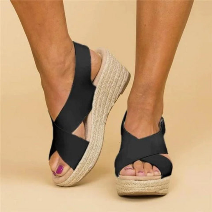 Chanel | Sandalen mit Kreuzriemen