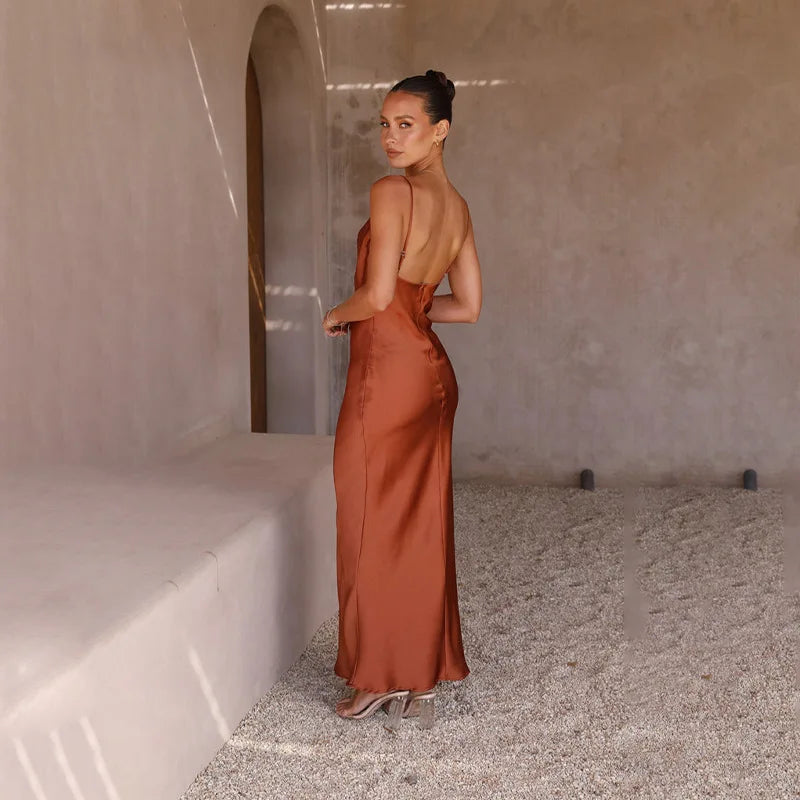 Vanessa | Langes Satin-Kleid