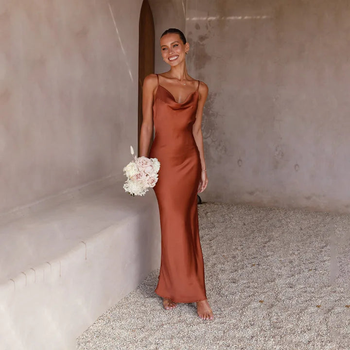 Vanessa | Langes Satin-Kleid