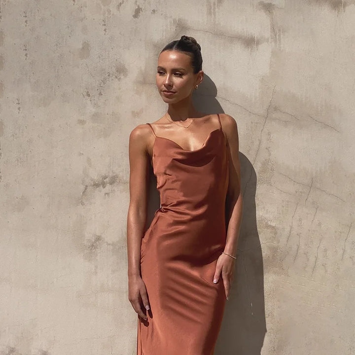 Vanessa | Langes Satin-Kleid