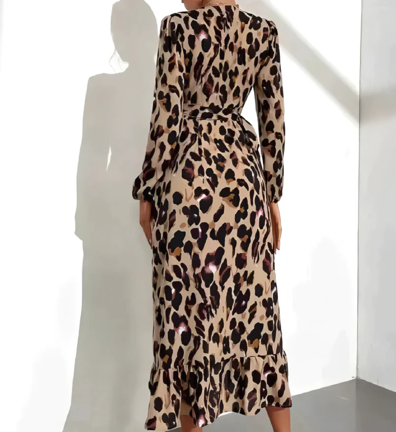 Johan | Kleid mit V-Ausschnitt