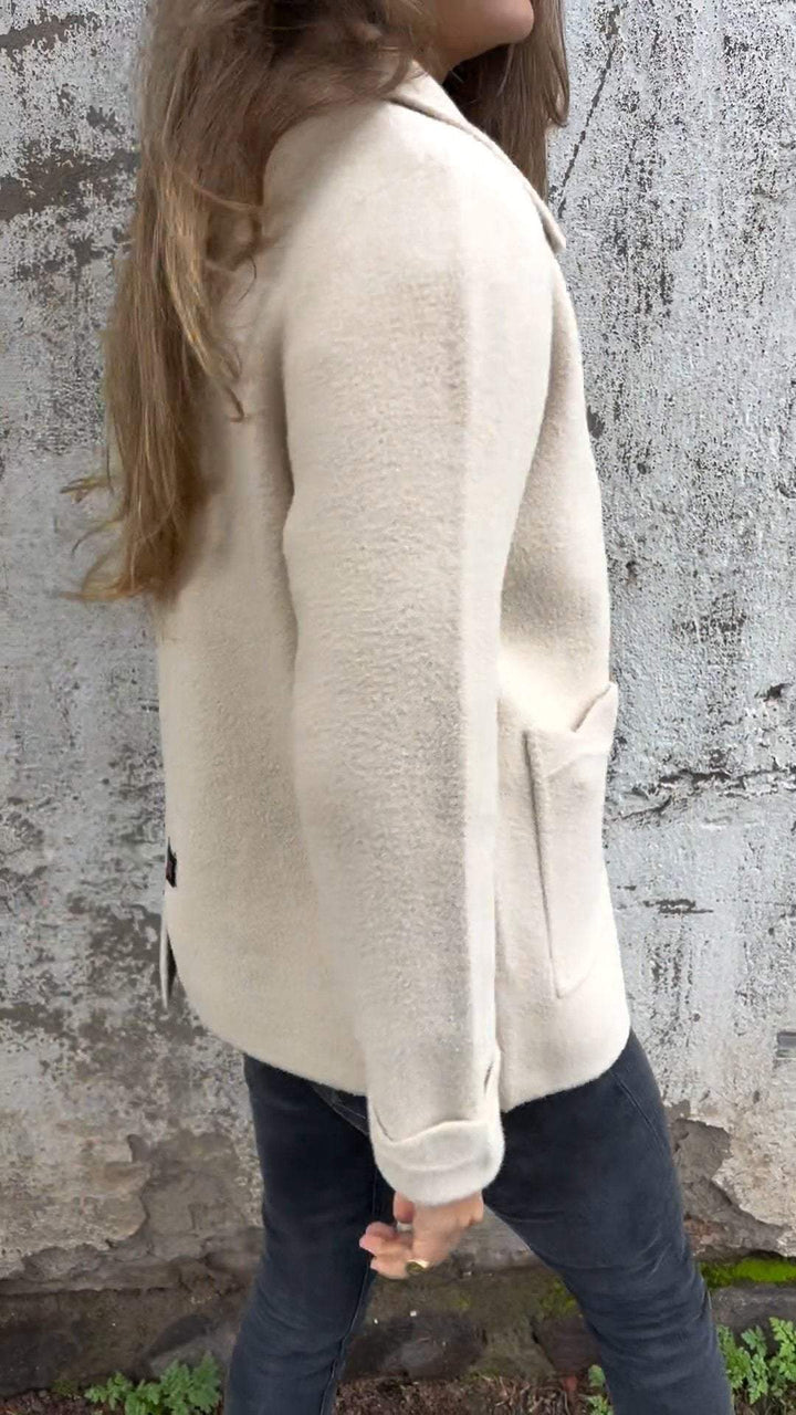 Stella | Elegante Strickjacke